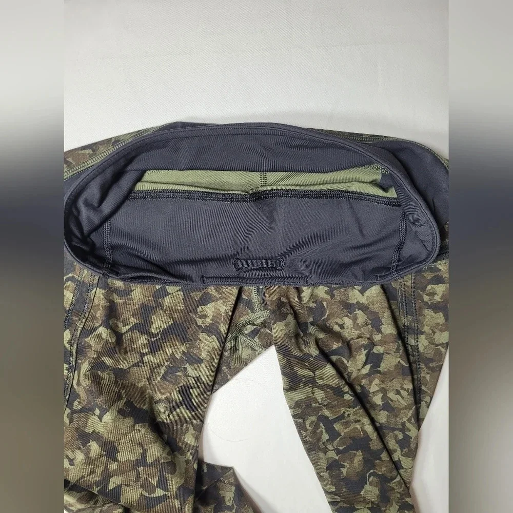 Lululemon Run Top Speed Crop Mystic Jungle Fatigue Camo Mid Rise Legging…